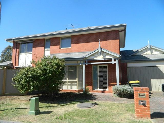 4 Whittaker Ct, Williamstown, VIC 3016