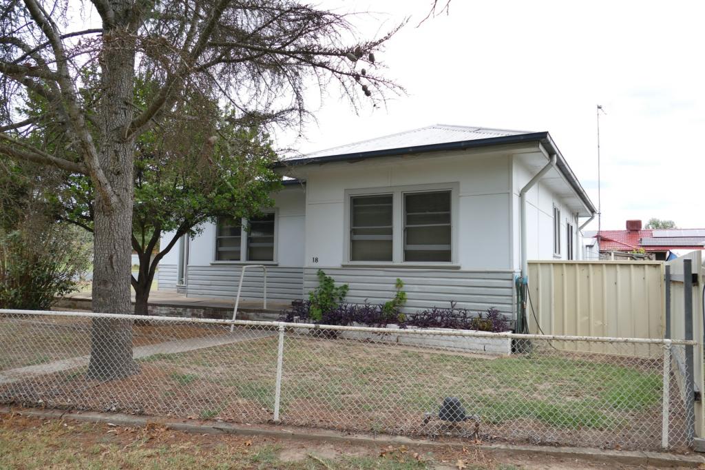 18 Bath St, Holbrook, NSW 2644