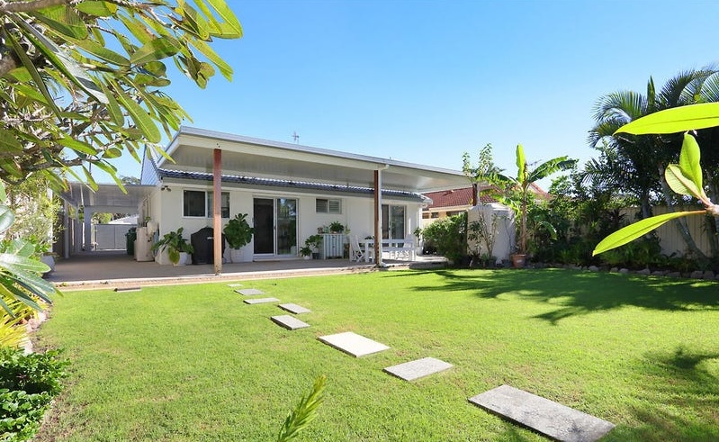 3 Jacaranda Ave, Hollywell, QLD 4216