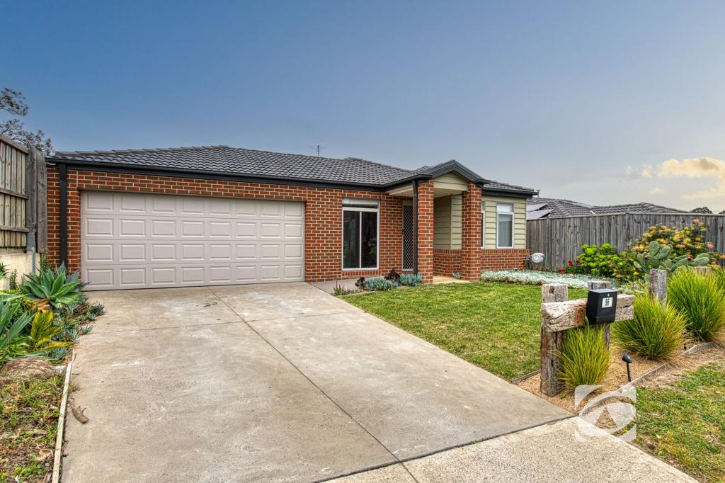 96 Ahern Rd, Pakenham, VIC 3810