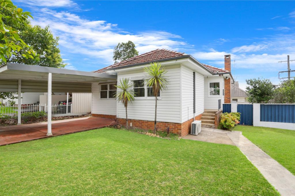 15 Binalong Rd, Pendle Hill, NSW 2145