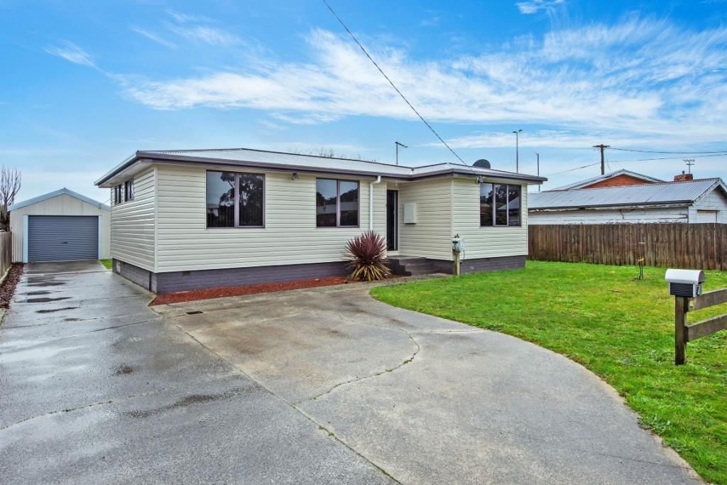 4 Grant St, Smithton, TAS 7330