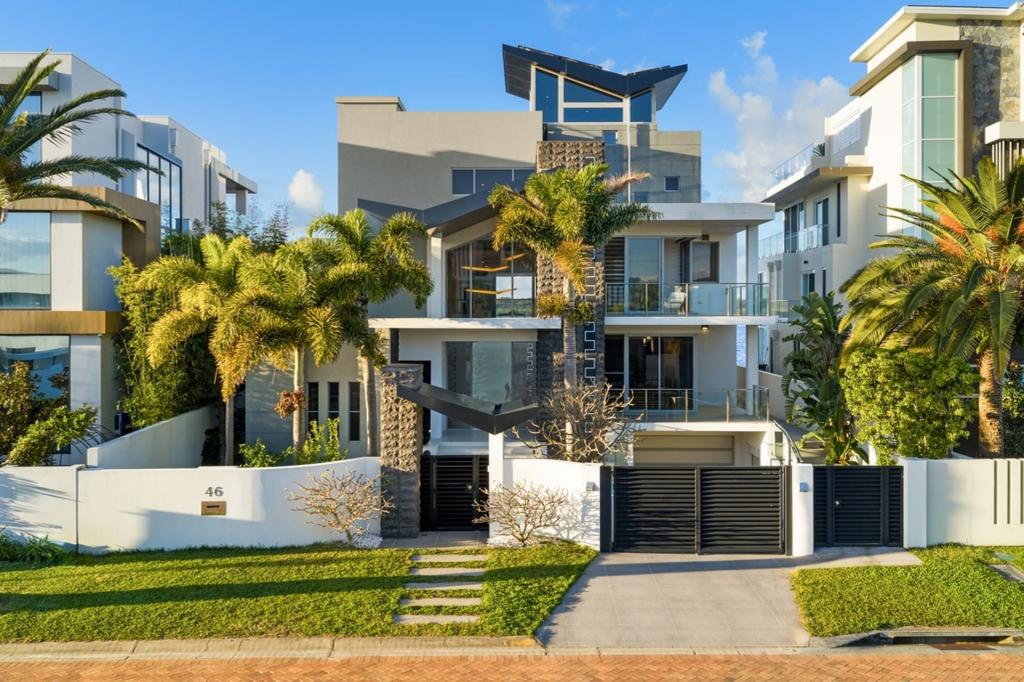 46 Knightsbridge Pde E, Paradise Point, QLD 4216