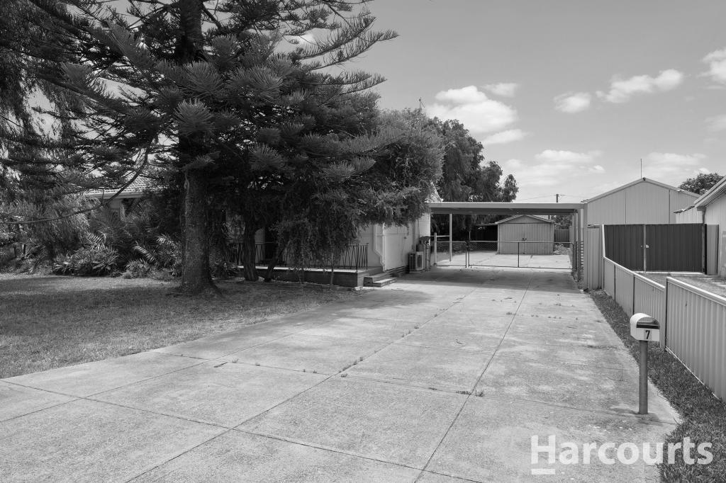 7 Henson St, Silver Sands, WA 6210