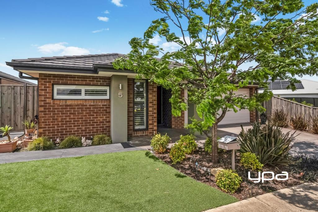 5 SPEARGRASS CT, SUNBURY, VIC 3429