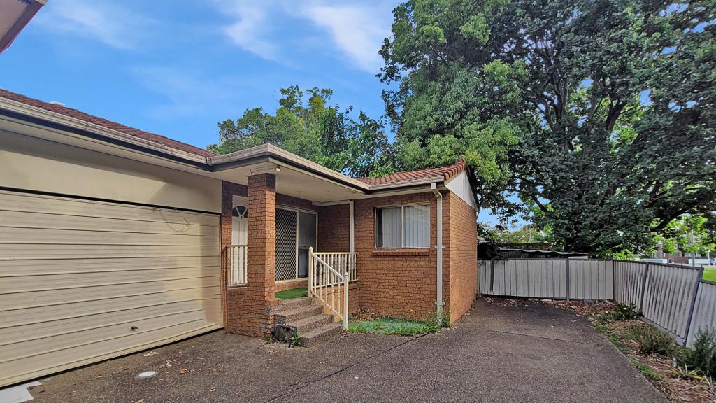 4/35 Prairie Vale Rd, Bankstown, NSW 2200