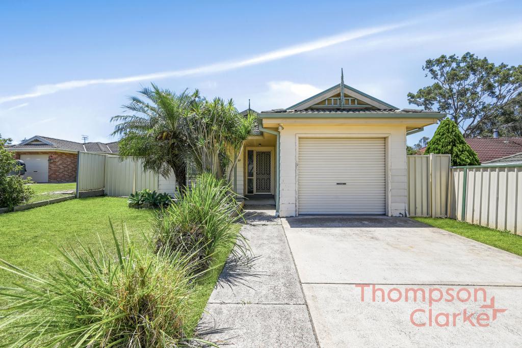 37 COBURN CCT, METFORD, NSW 2323