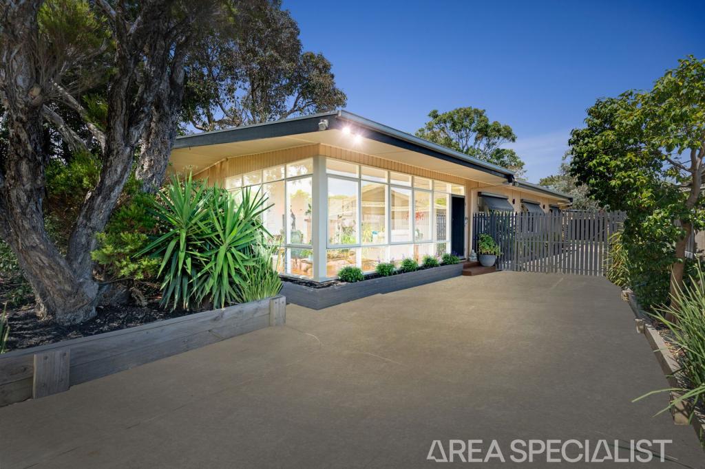 57 Strachans Rd, Mornington, VIC 3931