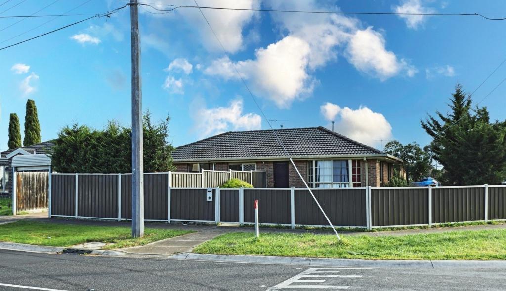 101 Rosella Avenue, Werribee, VIC 3030 House for sale OnTheHouse