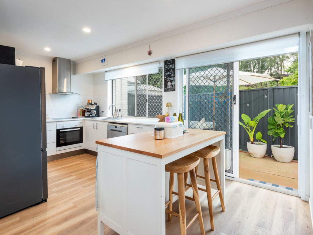 1/1-5 Universal St, Oxenford, QLD 4210