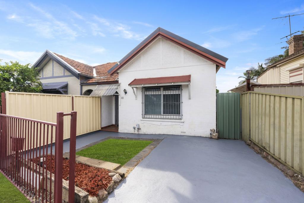 65 Woodville Rd, Granville, NSW 2142