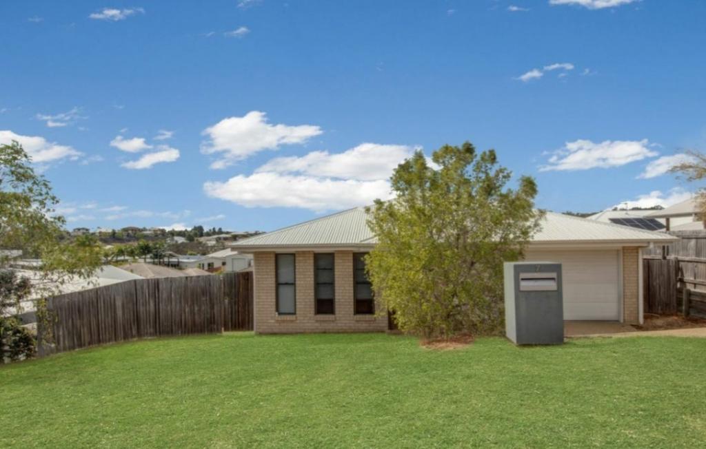 7 Cradle Dr, New Auckland, QLD 4680