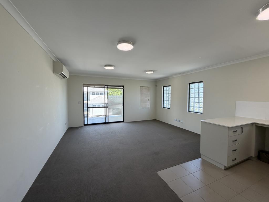 11/3 Beverley Rd, Cloverdale, WA 6105