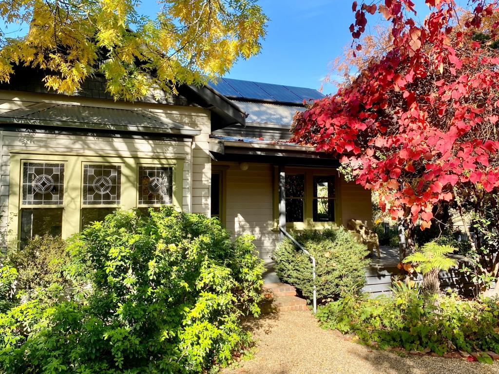 50 Mt Battery Rd, Mansfield, VIC 3722