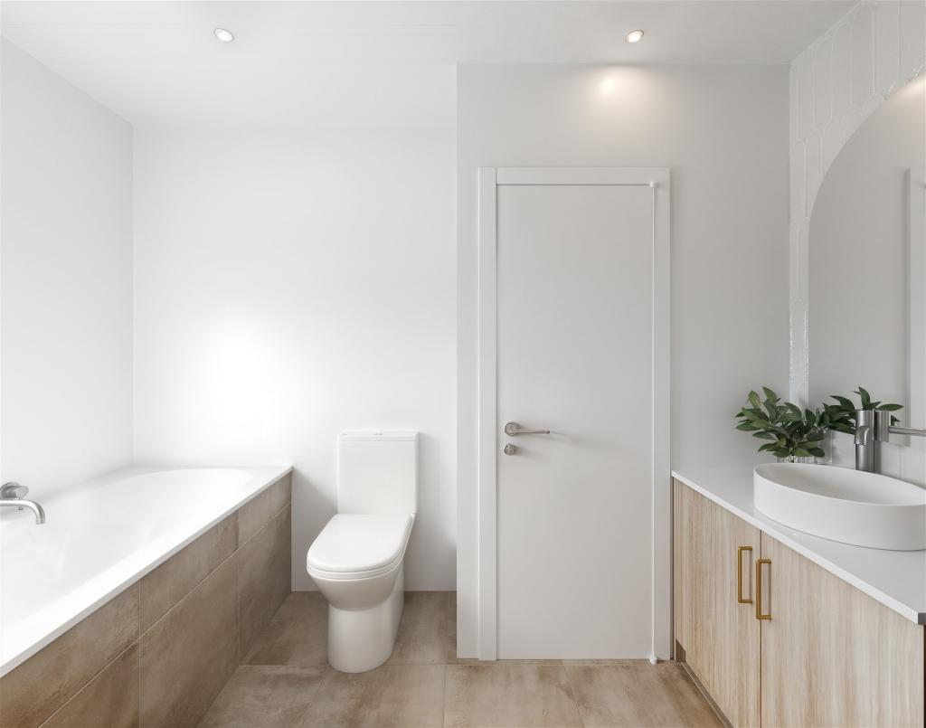 Contact Agent For Address, Wooloowin, QLD 4030