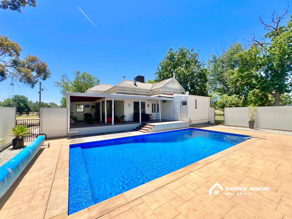 1158 Larissa Rd, Yarroweyah, VIC 3644