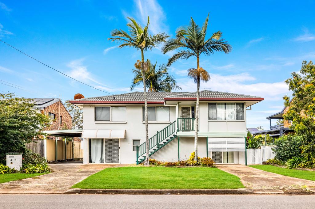 4 Moana Cres, Birkdale, QLD 4159