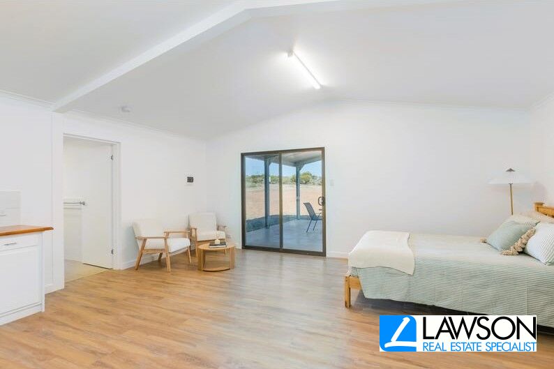 4 Habib Rd, Port Neill, SA 5604