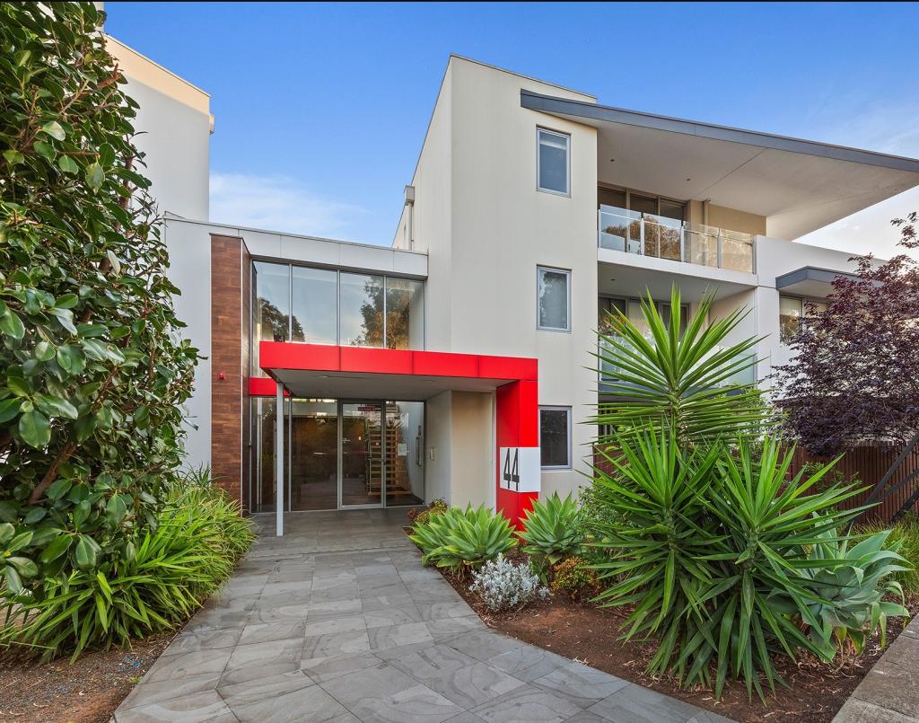 14/44 EUCALYPTUS DR, MAIDSTONE, VIC 3012