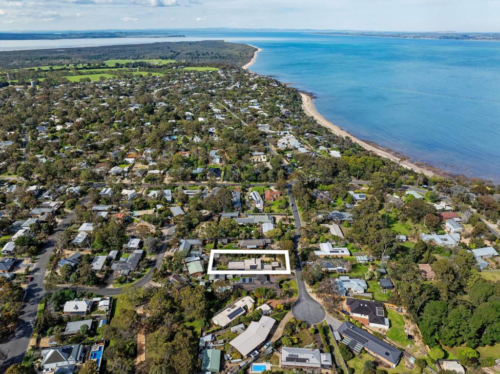11 Kay Ct, Somers, VIC 3927