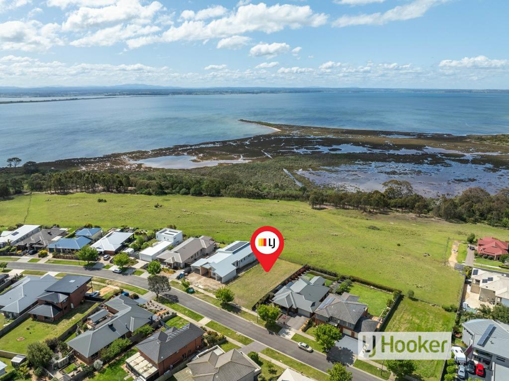 16 Eagle Bay Tce, Paynesville, VIC 3880