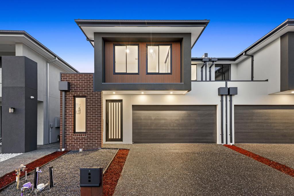 45 Rivella Dr, Clyde North, VIC 3978