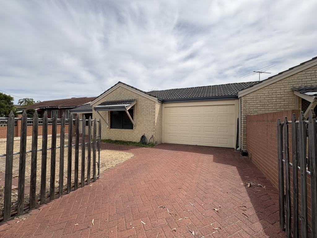 1/12 STEPHEN ST, QUEENS PARK, WA 6107