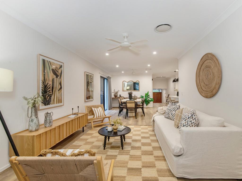 11 Green Ct, Reedy Creek, QLD 4227