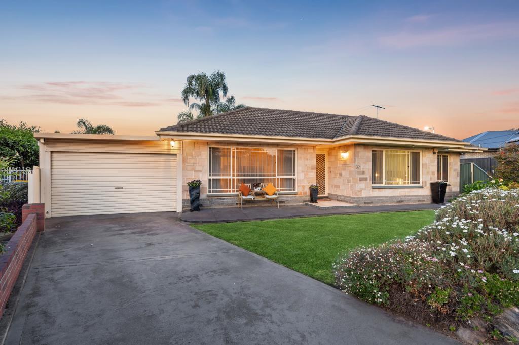 32 Brentwood Rd, Flinders Park, SA 5025