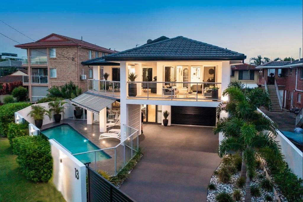 13 Esplande West, Paradise Point, QLD 4216