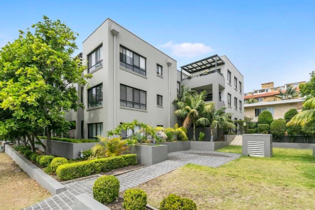 12/3-11 Hawkesbury Ave, Dee Why, NSW 2099
