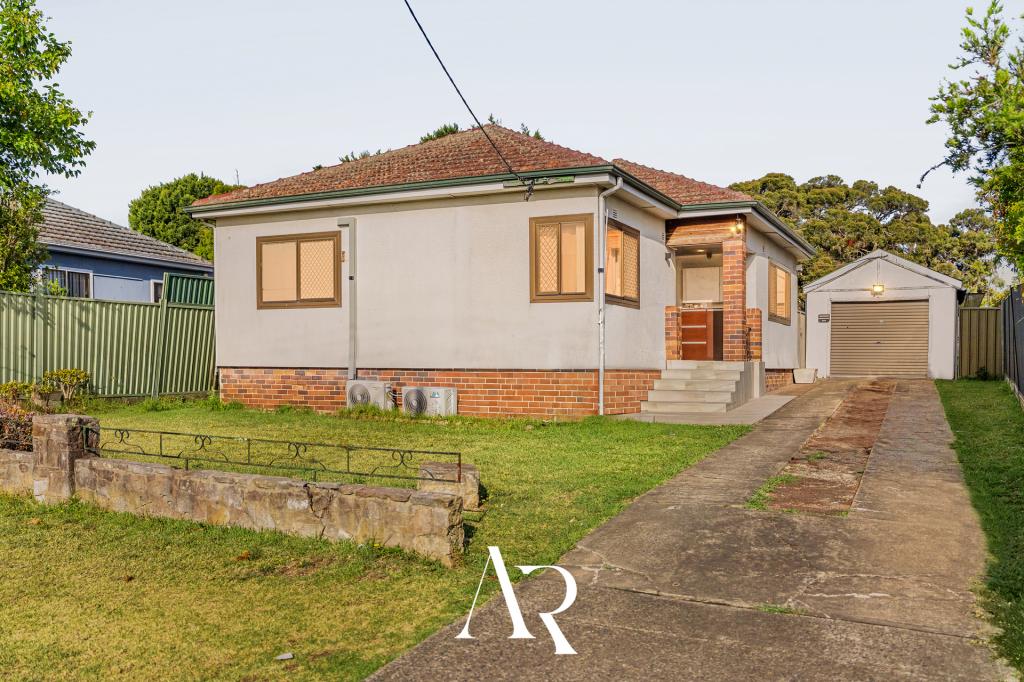 6 Fourth Ave, Condell Park, NSW 2200
