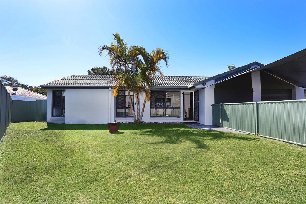 2/102 Kangaroo Ave, Coombabah, QLD 4216