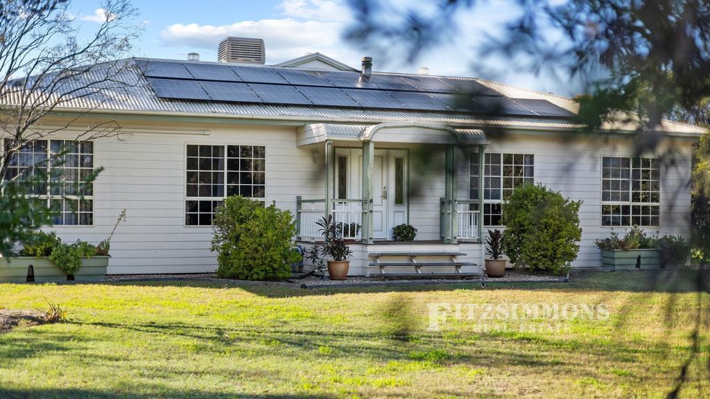 215 Oakwood St, Dalby, QLD 4405