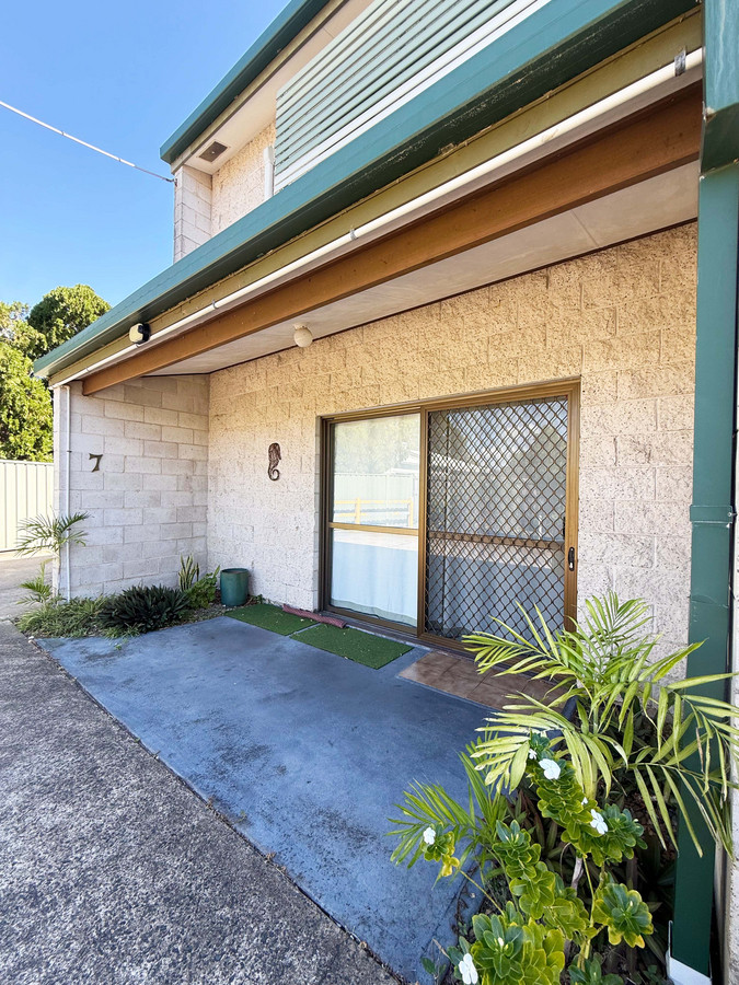 7/445 Esplanade, Torquay, QLD 4655