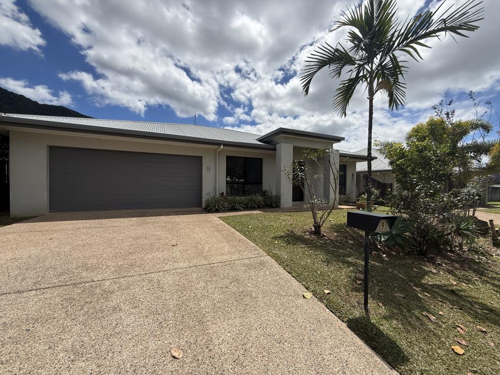 9 Tyenna Cl, Bentley Park, QLD 4869