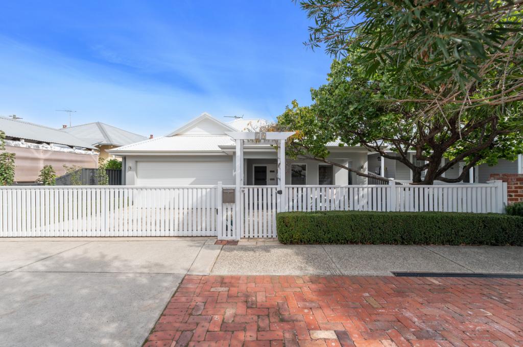 77 CRAWFORD RD, MAYLANDS, WA 6051