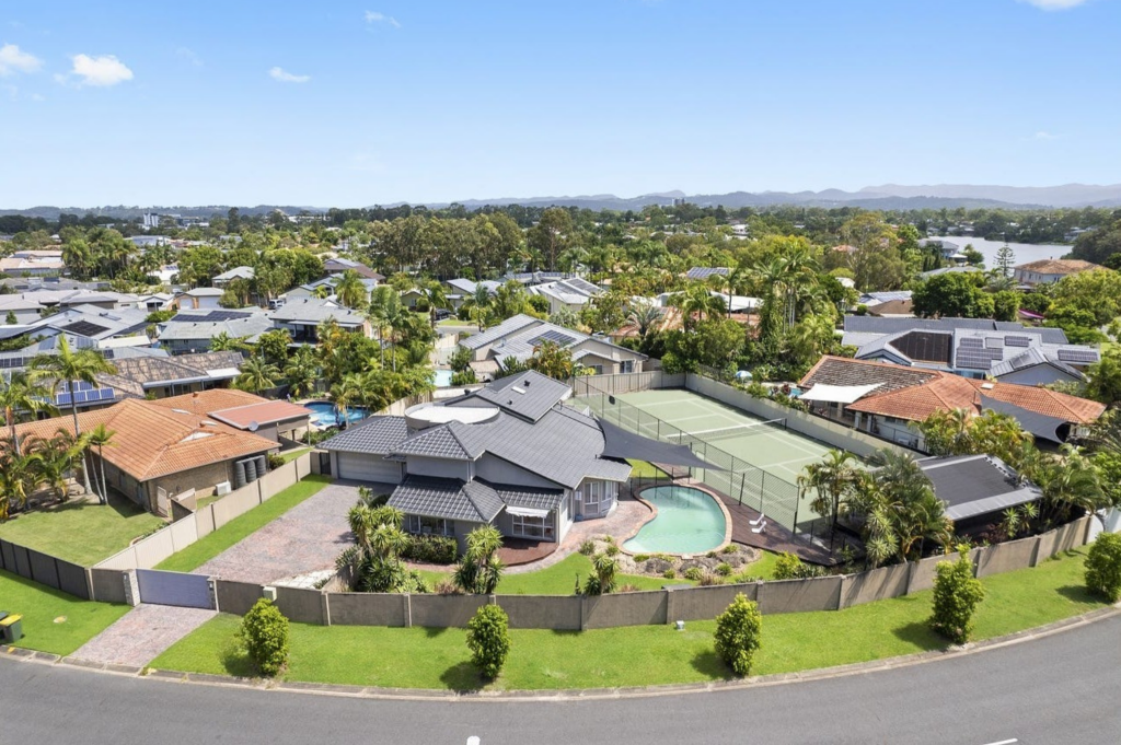 60-62 Newport Dr, Robina, QLD 4226