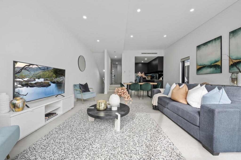 8/2-8 Bando Rd, Girraween, NSW 2145