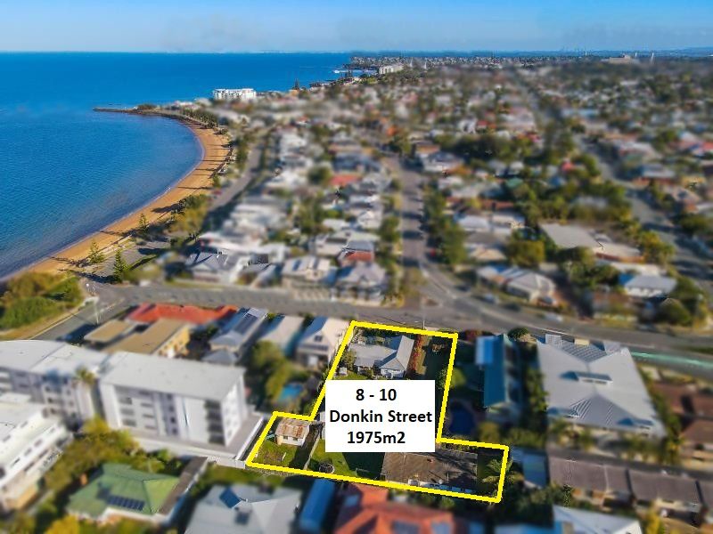 8-10 DONKIN ST, SCARBOROUGH, QLD 4020
