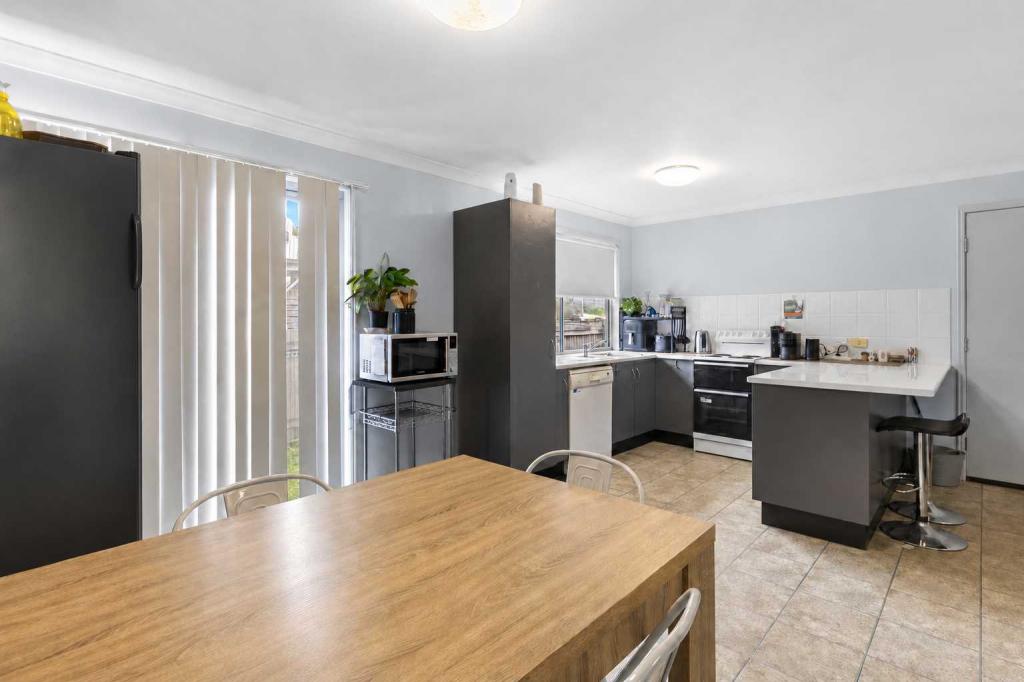 3 James Kidd Dr, Monkland, QLD 4570