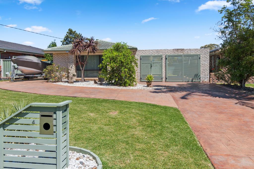 4 PENROSE DR, AVONDALE, NSW 2530