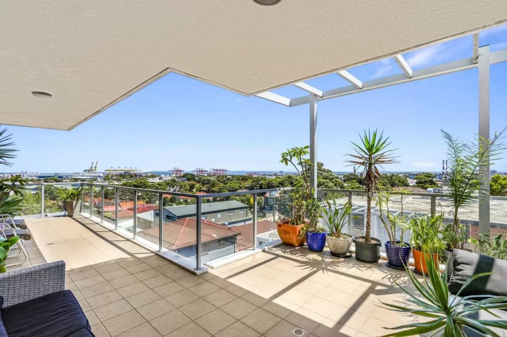 705b/15 Flack Ave, Hillsdale, NSW 2036