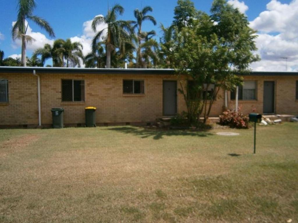 4/301 Waterloo St, Frenchville, QLD 4701