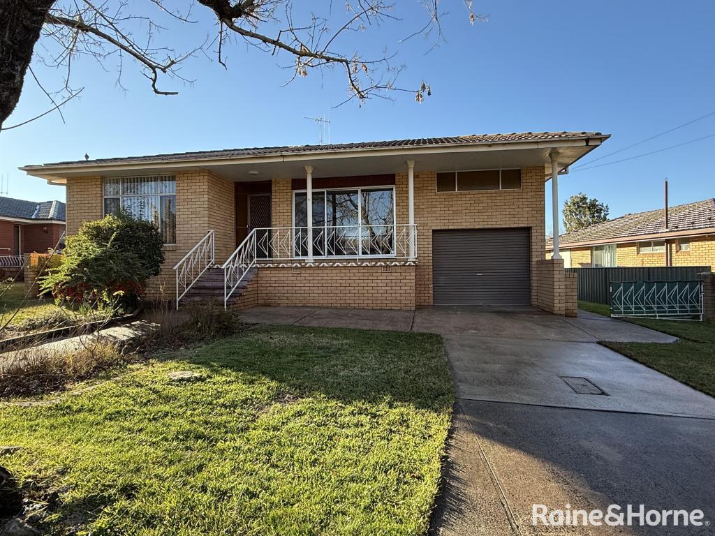 21 Talinga Pl, Orange, NSW 2800