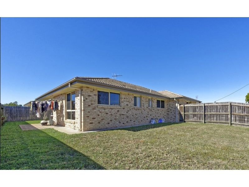 2/14 Duffy St, Millbank, QLD 4670