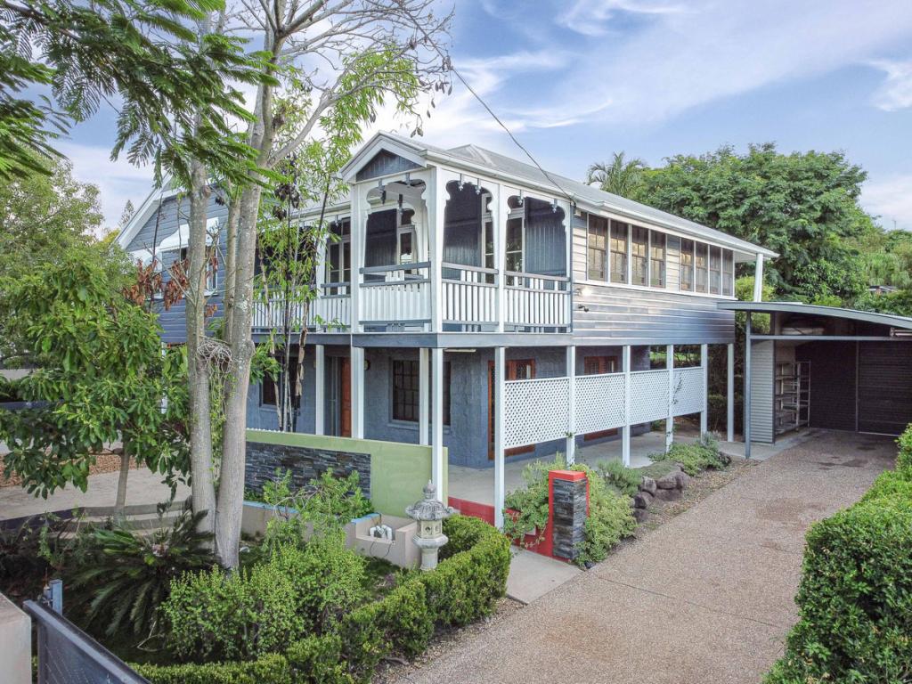 13 Cramb St, Eastern Heights, QLD 4305