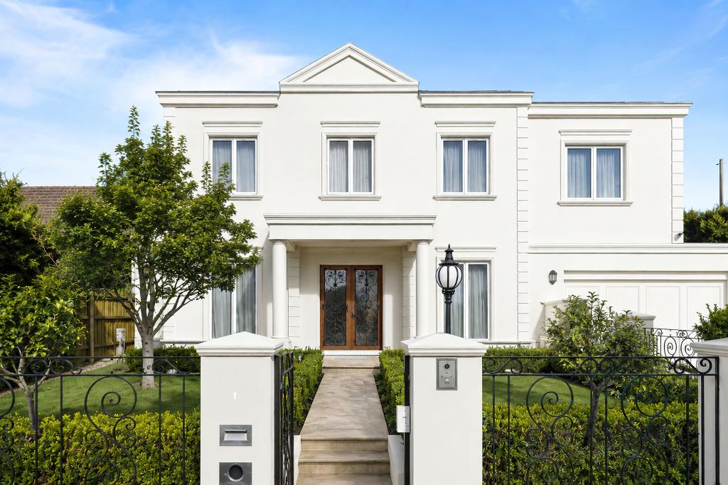 1 Panoramic Rd, Balwyn North, VIC 3104