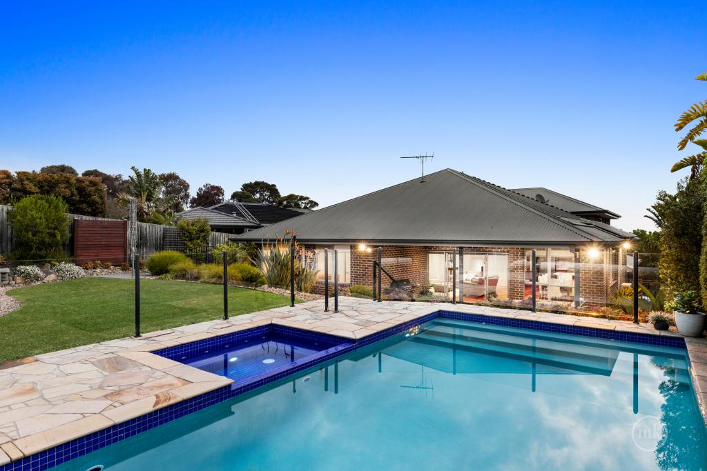 38 Melliodora Cres, Greensborough, VIC 3088