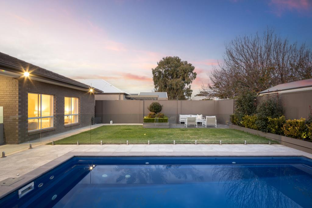 31 Illawarra Ave, Hove, SA 5048